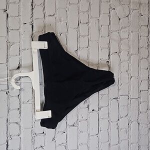 Cheeky high leg swim bottoms